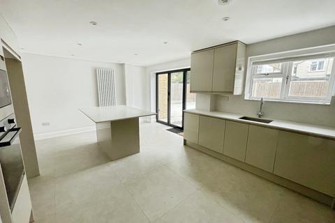 undefined, Verbena Close, London E16