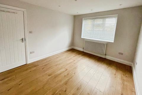undefined, Verbena Close, London E16