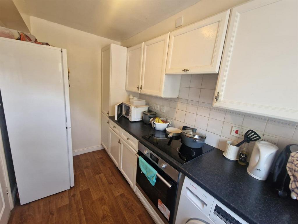 KITCHEN.jpeg