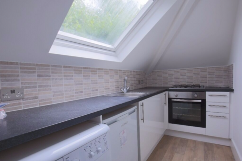 2 bedroom flat to rent, London NW5