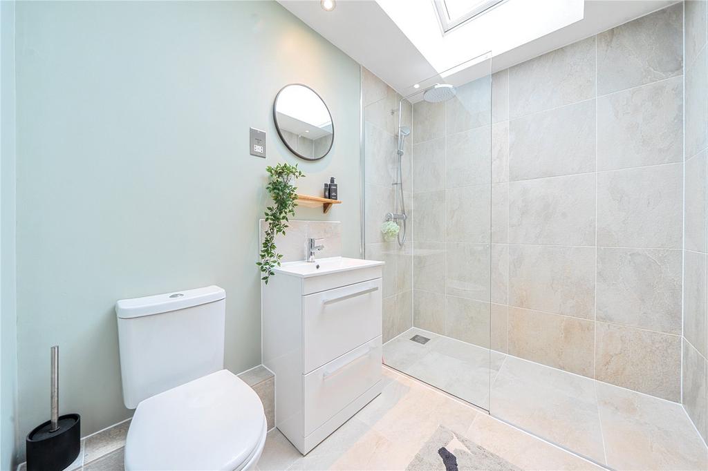 Ensuite
