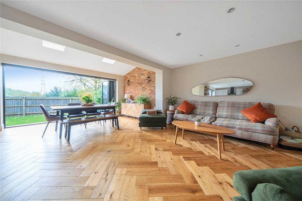 Family/Dining Area