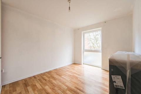 Meads Court, Stratford, London, E15