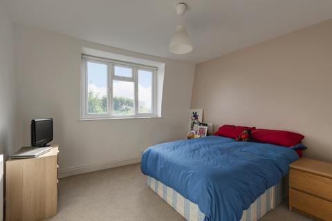 undefined, Lammas Park Road, London, W5