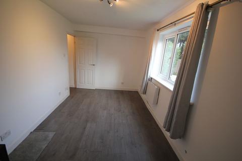 1 bedroom flat for sale, Chessington KT9