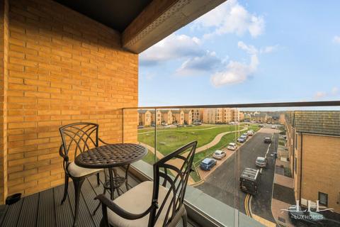 2 bedroom flat for sale, Windstar Drive, South Ockendon