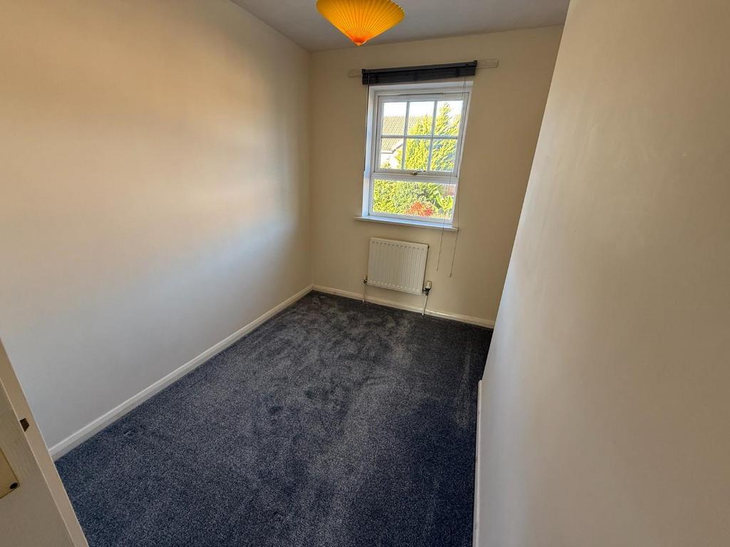 Bedroom 3.JPG