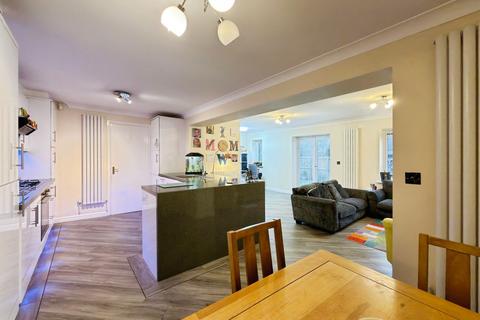 4 bedroom detached house for sale, Dalesman Drive, Carlisle CA1