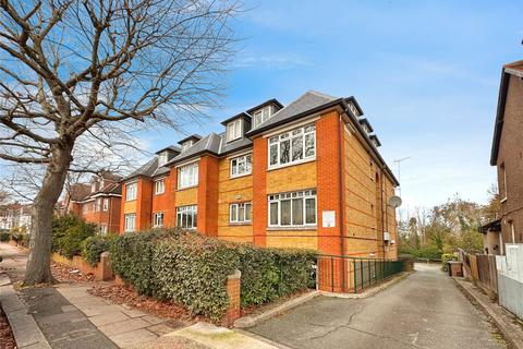 1 bedroom flat to rent, Dukes Avenue, New Malden KT3