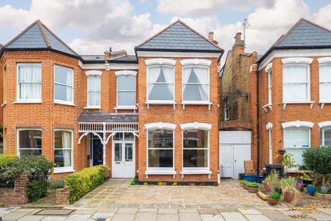 undefined, Morley Road, East Twickenham TW1