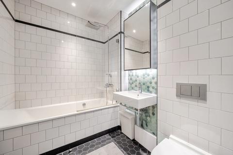 1 bedroom flat for sale, Botanic Square London E14