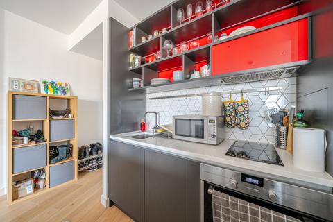 1 bedroom flat for sale, Botanic Square London E14