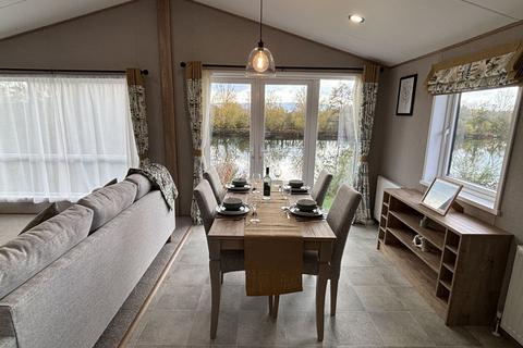 undefined, ABI Kielder The Springs Lakeside Holiday Park, Pershore WR10