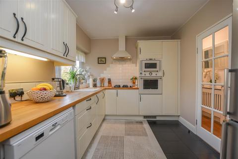 undefined, St Stephens Crescent, Brentwood