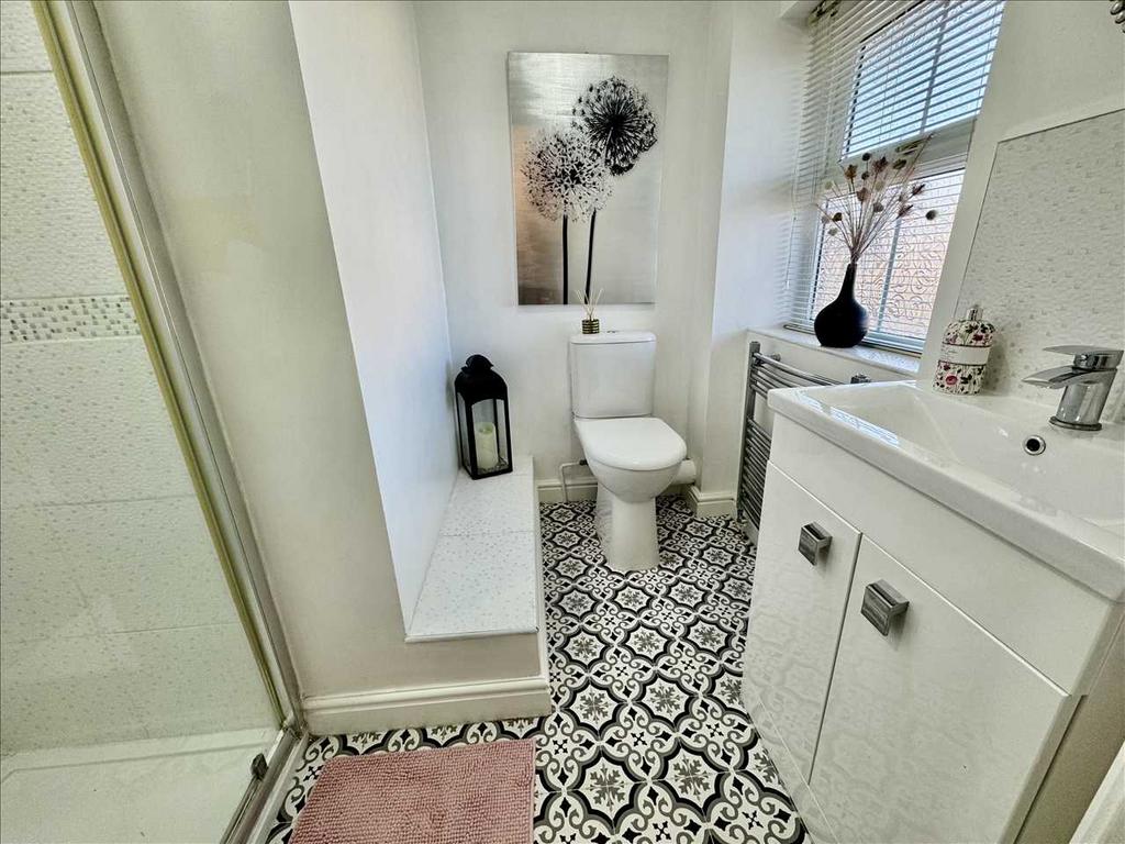 En suite shower room