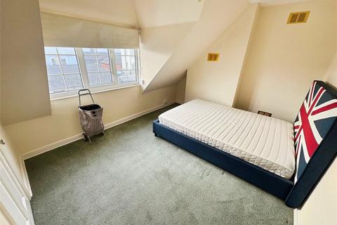 2 bedroom house to rent, The Arcade, Cowes, PO31
