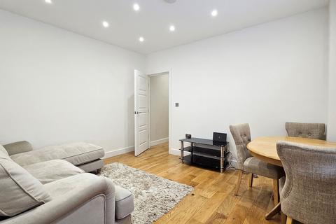 1 bedroom apartment to rent, High Street, London, E15