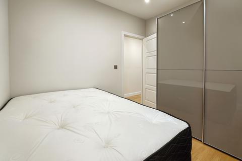 1 bedroom apartment to rent, High Street, London, E15