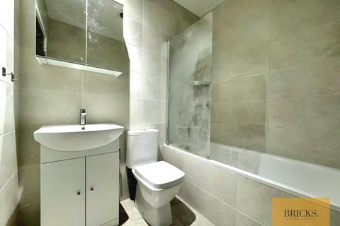 undefined, High Street, Potters Bar EN6