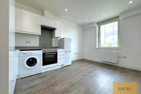 undefined, High Street, Potters Bar EN6