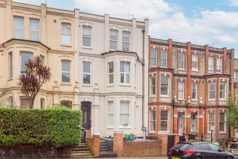 2 bedroom flat for sale, Fortune Green Road, West Hampstead, London, NW6