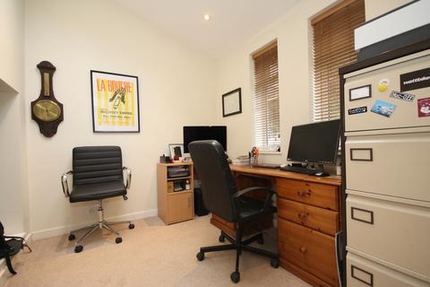 undefined, Mayford, Woking GU22