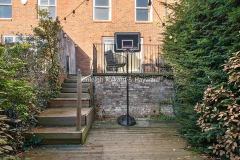 undefined, Albert Drive, London, SW19