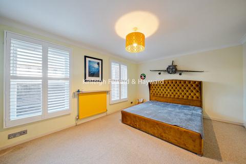 undefined, Albert Drive, London, SW19