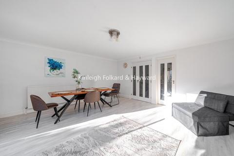 undefined, Albert Drive, London, SW19