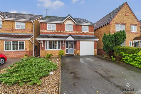 4 bedroom detached house for sale, Sandown Close, Burton-On-Trent DE14