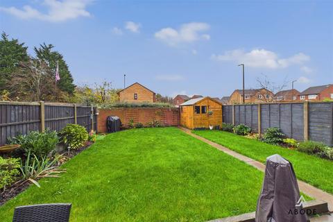 4 bedroom detached house for sale, Sandown Close, Burton-On-Trent DE14