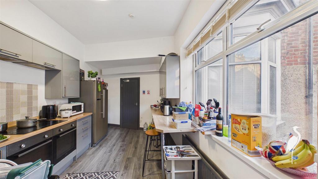 Communal Kitchen