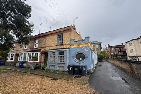 4 bedroom end of terrace house for sale, 4 Rockingham Villas, Church Lane, Newmarket, Cambridgeshire CB8 0HL