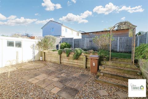 3 bedroom semi-detached house for sale, Wooliscroft Road, Bucknall, Stoke-On-Trent