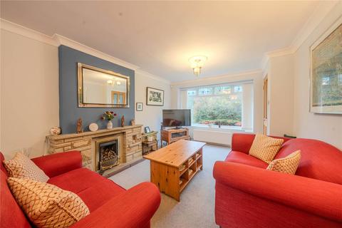 4 bedroom detached house for sale, Mulberry Garth, Leeds, West Yorkshire