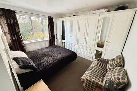 undefined, Cumberland Avenue, Basingstoke, RG22