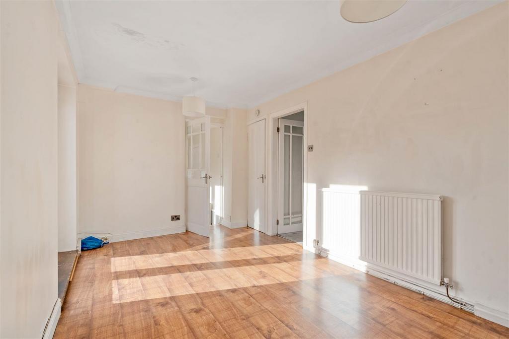 37 Morris Drive, Whitnash (10 of 28).jpg