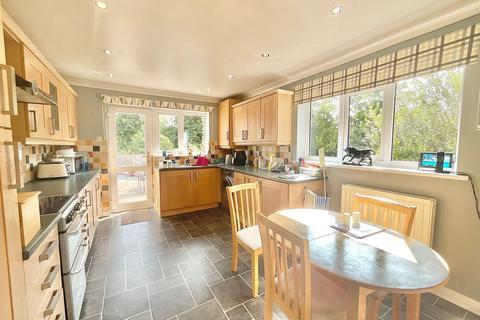 3 bedroom detached bungalow for sale, Fairview Avenue, Weston, CW2