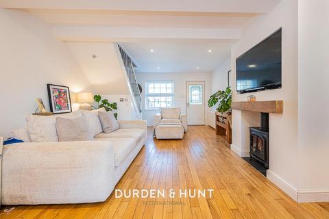 2 bedroom semi-detached house for sale, Salisbury Road, Gidea Park, RM2