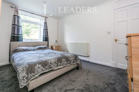 undefined, Lynfield Close, B38