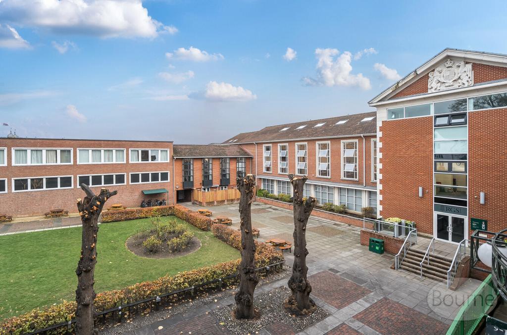 D1011990-85de-486...