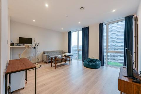 1 bedroom flat for sale, Bollo Lane, Chiswick, London, W4