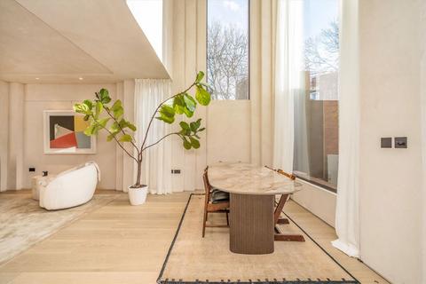 4 bedroom detached house to rent, Grafton Road, LONDON NW5