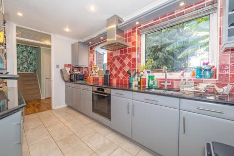 undefined, Teddington Close, Canterbury, Kent, CT1