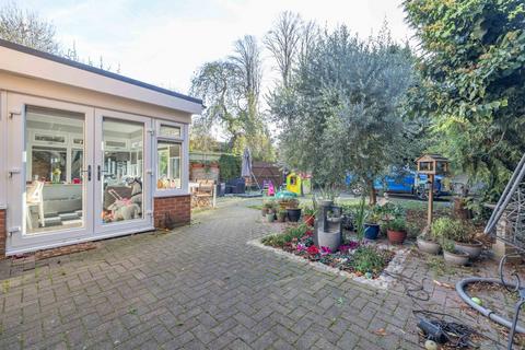undefined, Teddington Close, Canterbury, Kent, CT1