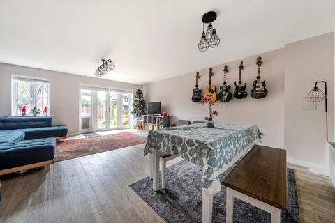 undefined, New Bridge Road, Cranleigh, GU6
