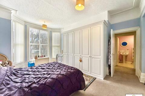 3 bedroom apartment for sale, Eversley Road, Bexhill-on-Sea, TN40