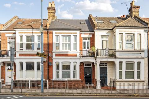 2 bedroom flat to rent, Putney Bridge Road, London, SW15