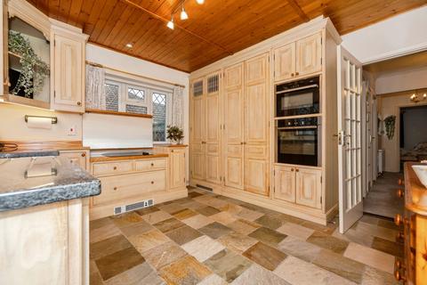 undefined, Orchard Drive, Meopham DA13