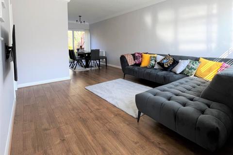 undefined, West Byfleet, Surrey, KT14